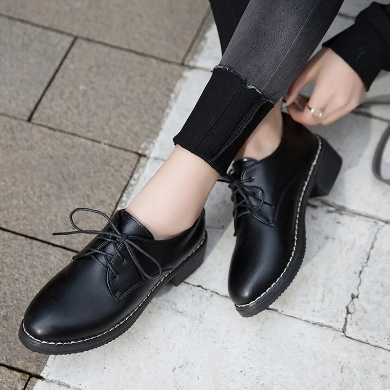 New Solid Leather Oxford Shoes for Women Flats Lace Up Square Low Heels Casual Shoes Woman Brogues Plus Size Zapatos De Mujer