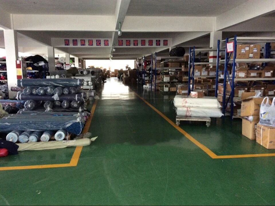 2603636921_1872180541