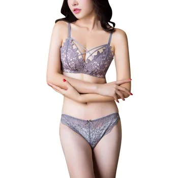 

Solid Lace Sexy Bra Set 2018 Women Underwear Set Hollow Embroidery Lingerie Brassiere Brief Set for Women 34 36 38 B Cup Bra Set