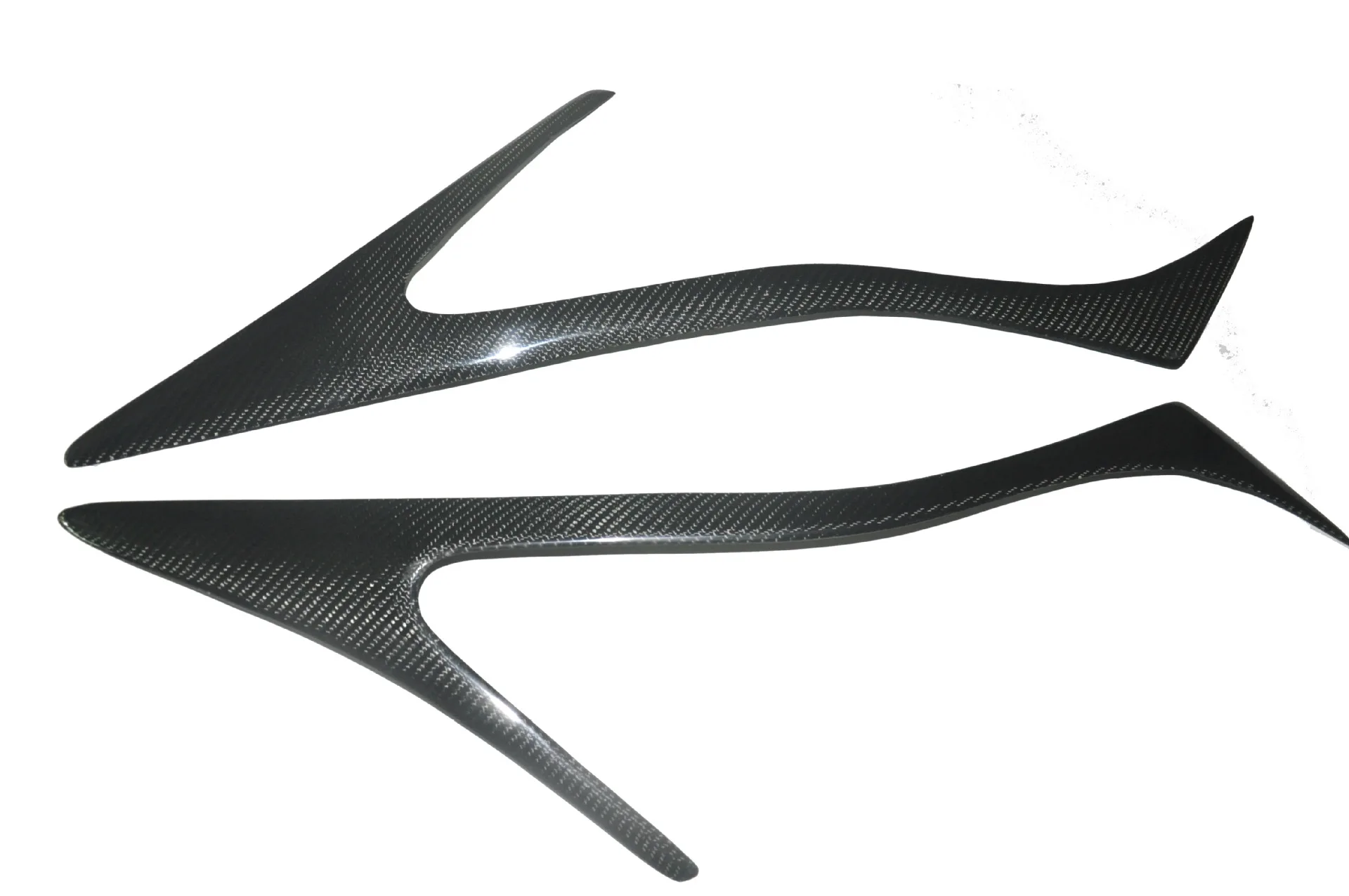 

Suitable for Cruze Modified Carbon Fiber Light Eyebrows Old Cruz Eyebrows Stickers Headlight Eyebrow Stickers Decorative Sticker