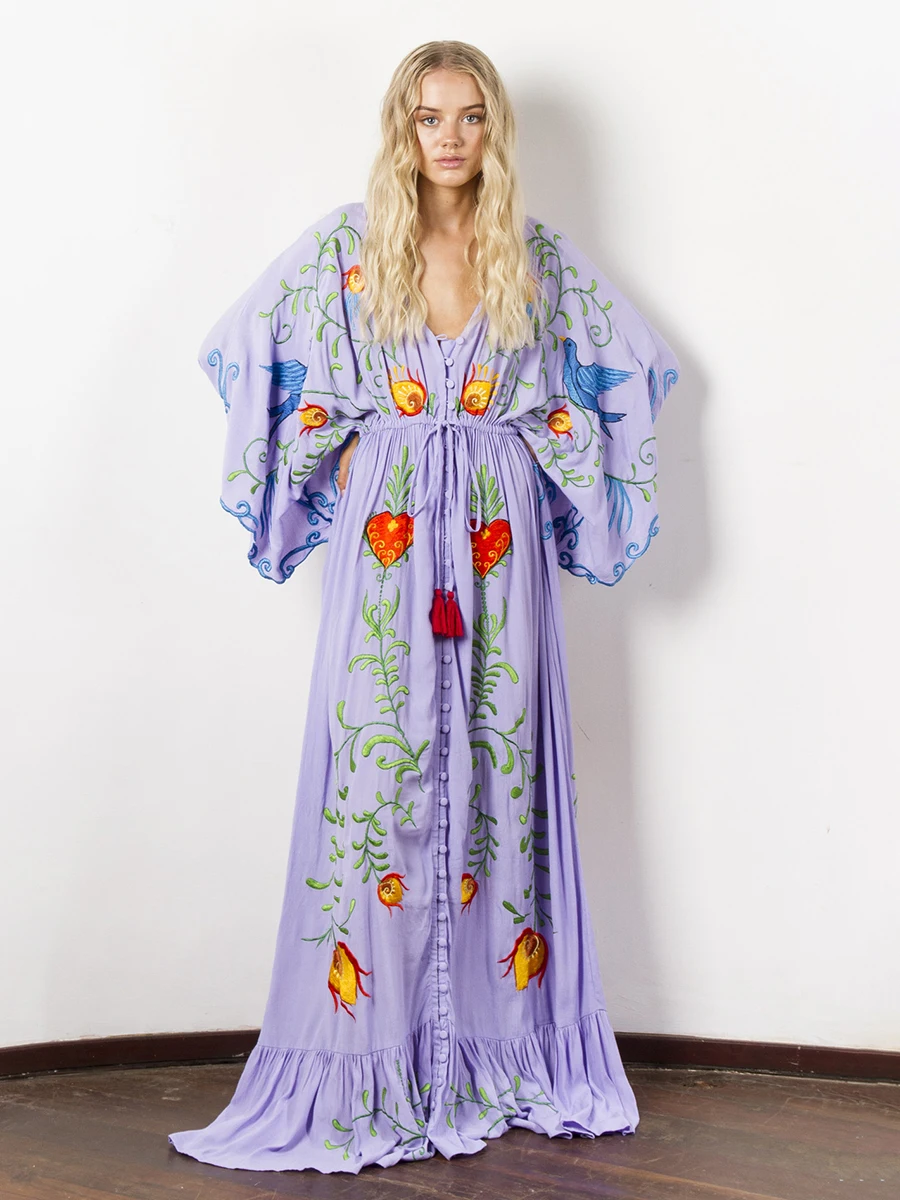 Фиолетовый Цветочная вышивка Boho Макси платье женское запястье с расклешенными рукавами глубокий v-образный вырез кнопка с кисточкой длинное платье осенние винтажные Сарафаны - Цвет: Фиолетовый