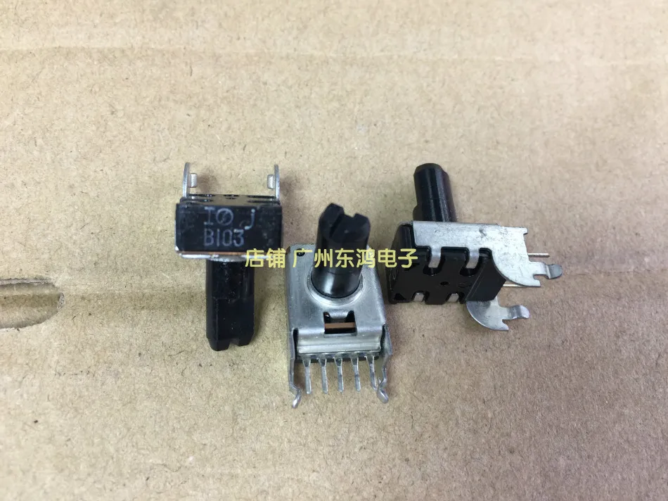 

2PCS/LOT NOBLE noble RK11 type, 5 feet B10K potentiometer, audio power amplifier, household appliances, 13MM axis