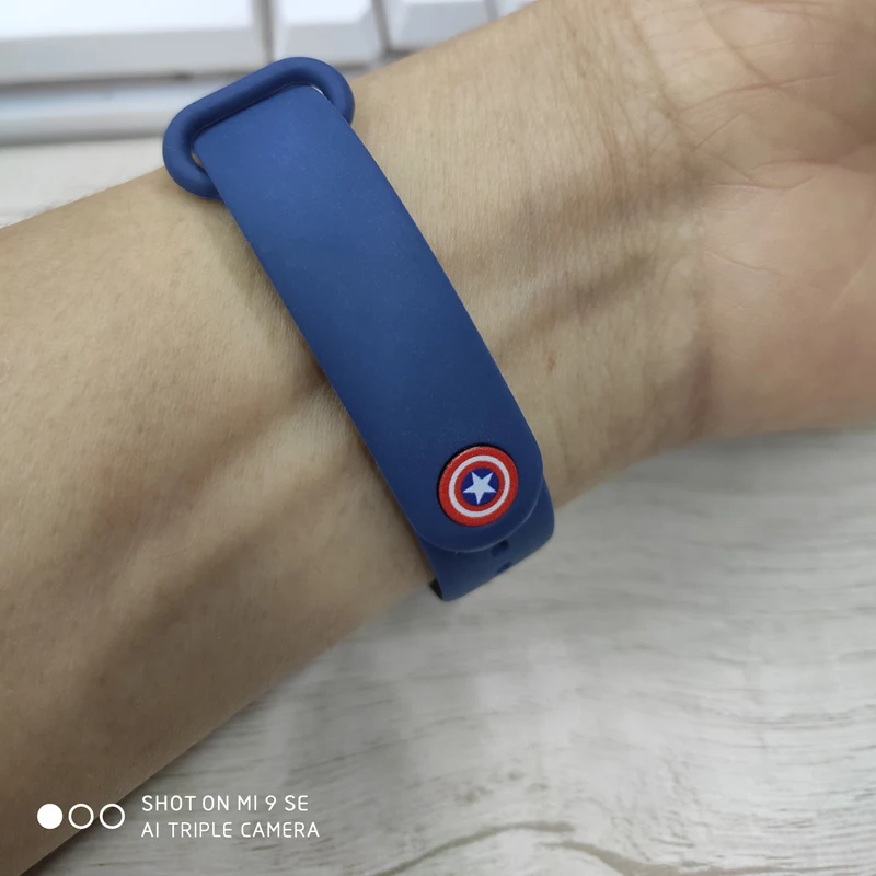 Для Mi Band 4 силиконовый ремешок Металлическая пряжка Кнопка Pattern Мстители браслет mi band 3 Ми band4 ограниченный выпуск аксессуара для браслета