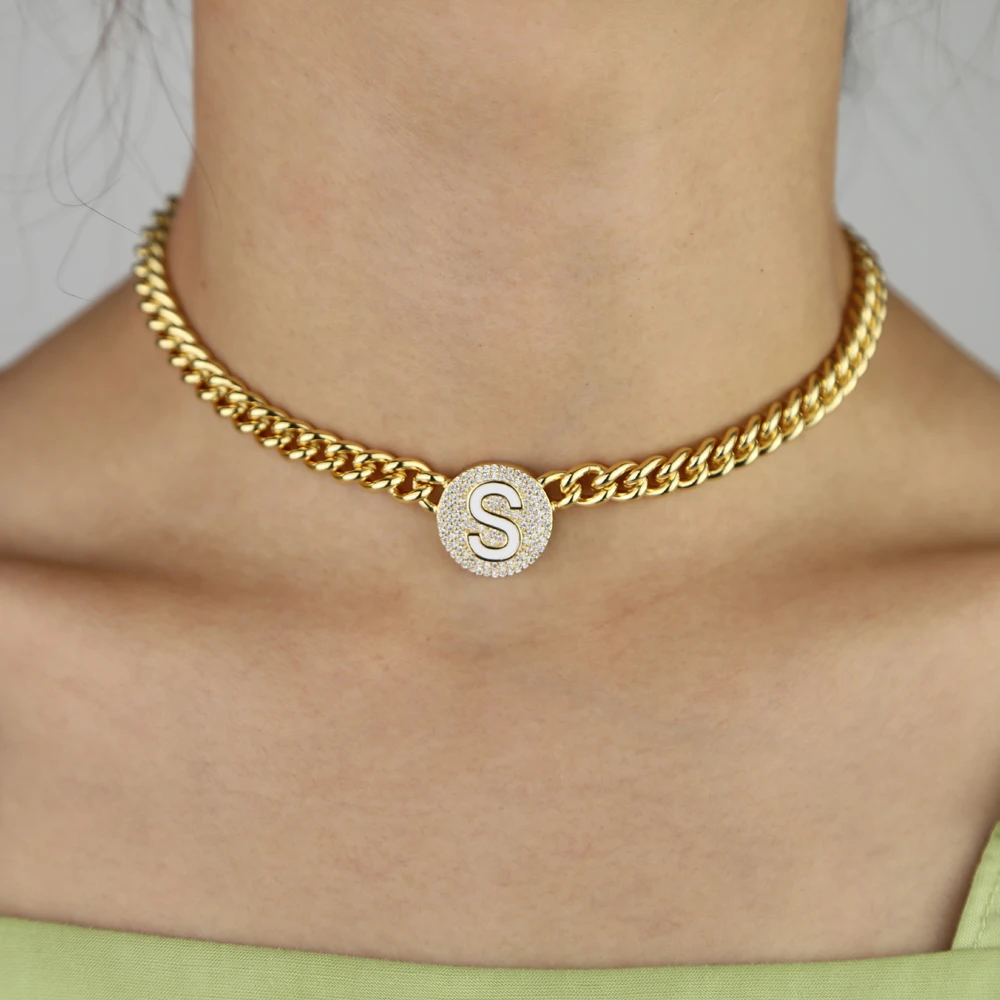 Хип-хоп Iced out cz круглое сердце с буквой S выгравированное ожерелье с кулонами в виде монет для женщин очаровательное кубинское ожерелье-чокер