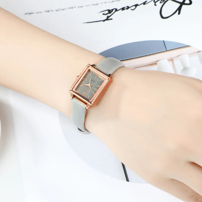 

2020 Fashion Watch Girl Student Simple Trend Small Dial Square Sen Women Retro College Style
