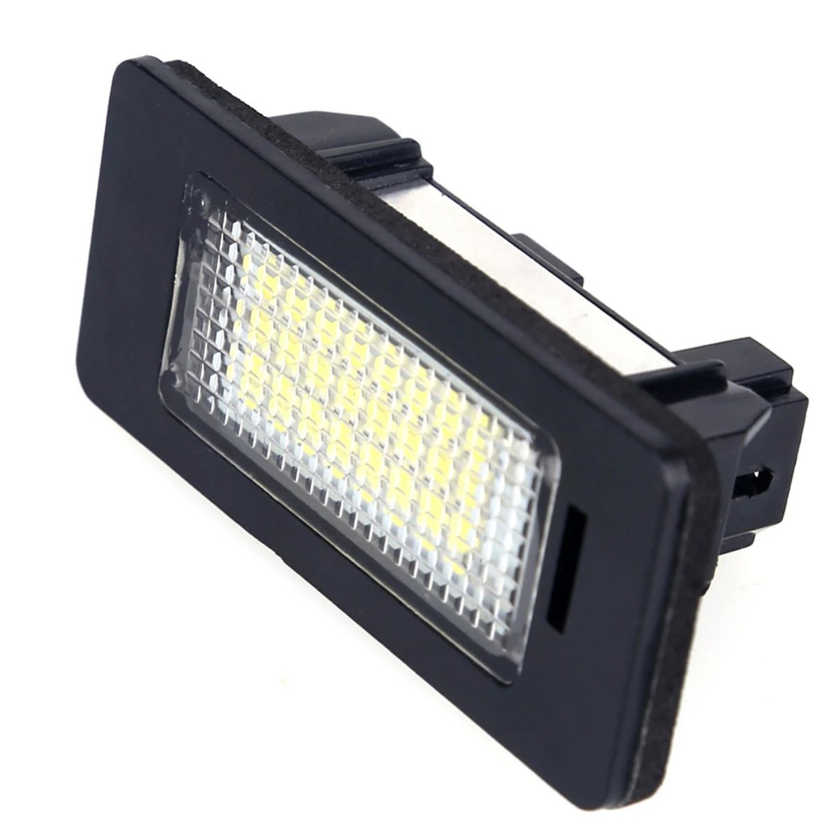 2pcs License Plate Light LED Number License Plate Lights 6000K 3W 12V 0.3A For BMW E39 E70 E71 X5 X6 E60 M5 E90 E92 E93 M3