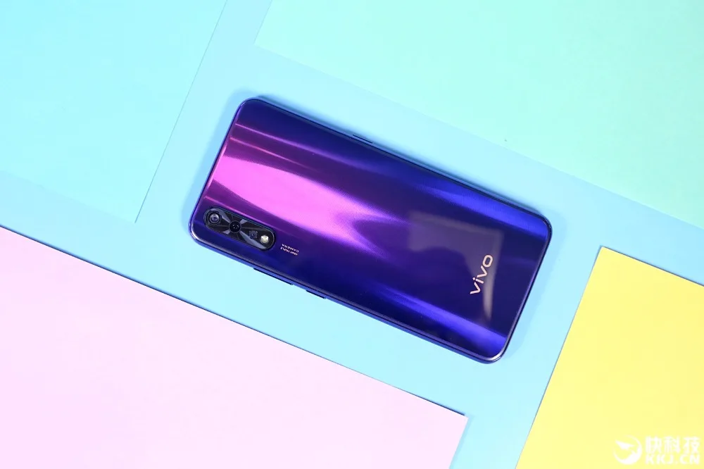 vivo Z5 мобильный смартфон Поддержка Google Paly 6G 128G 48MP+ 32MP 4 камеры лицо+ отпечаток пальца ID 1080*2340 полный экран