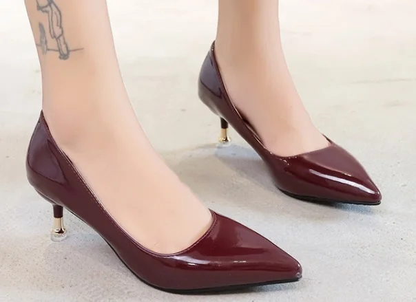Женские туфли на высоком каблуке с закрытым носком, очень большие размеры 17-2 Туфли на широкой подошве туфли-лодочки в американском стиле Простые слипоны на Плоском Каблуке винного цвета - Цвет: wine