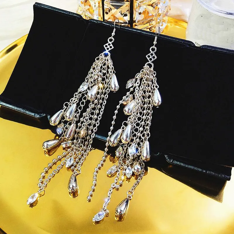 12401708397_1250376837