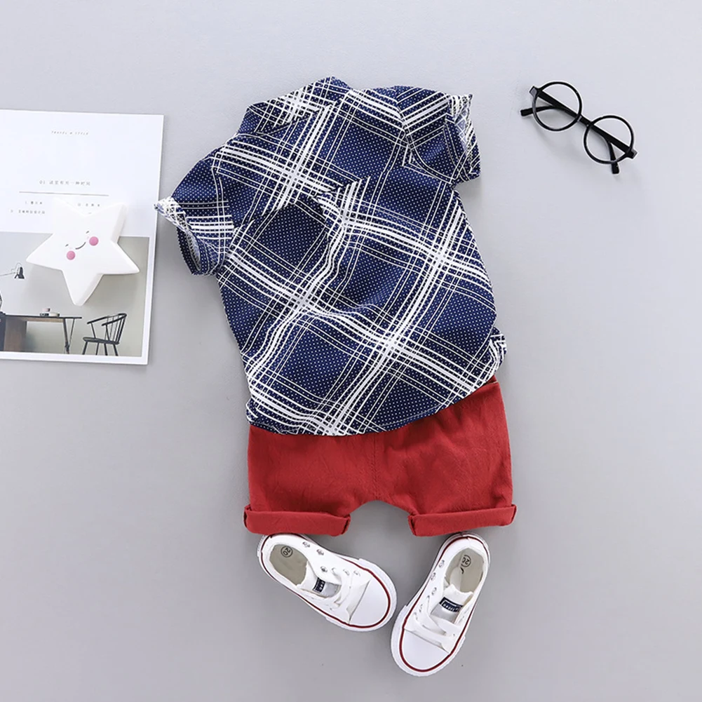 Летний комплект из 2 предметов для маленьких мальчиков с принтом динозавра; футболка с короткими рукавами и шорты; комплект со штанами; Повседневная пляжная одежда из хлопка для джентльмена
