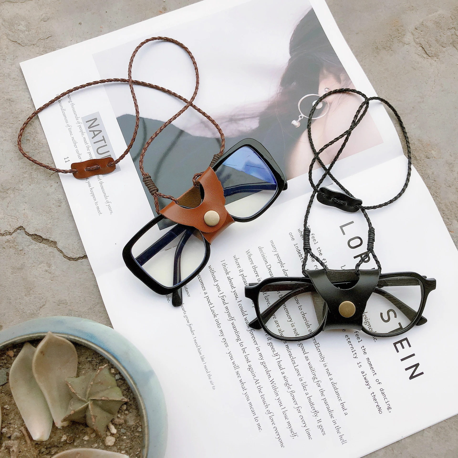 

Simple Fashion Leather Sunglasses Rope Chain Hooks Chains Eyeglass Spectacles Holder Cord Lanyard Portable Hanging Bag Necklaces