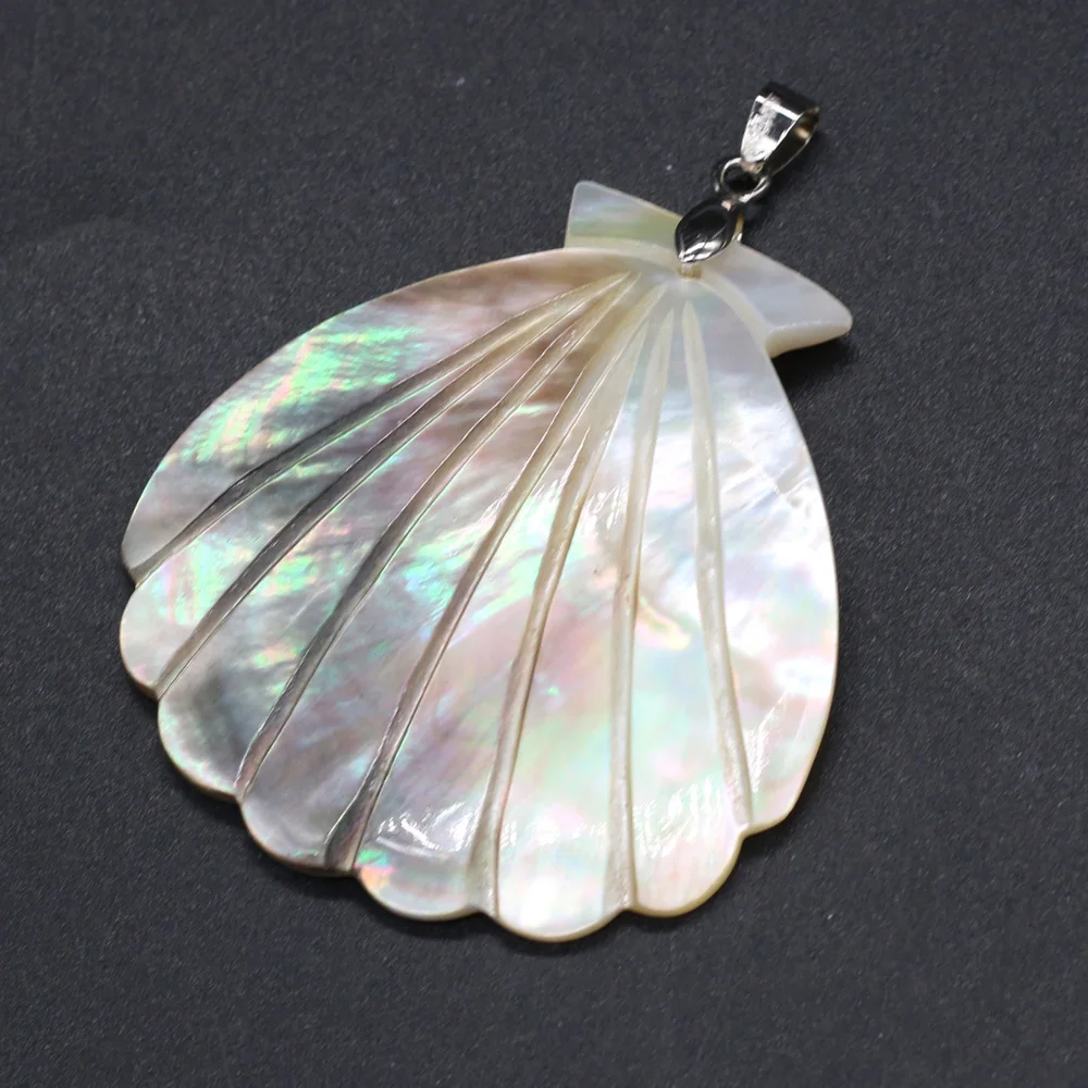 Natural Mother of Pearl Shell Pendant 