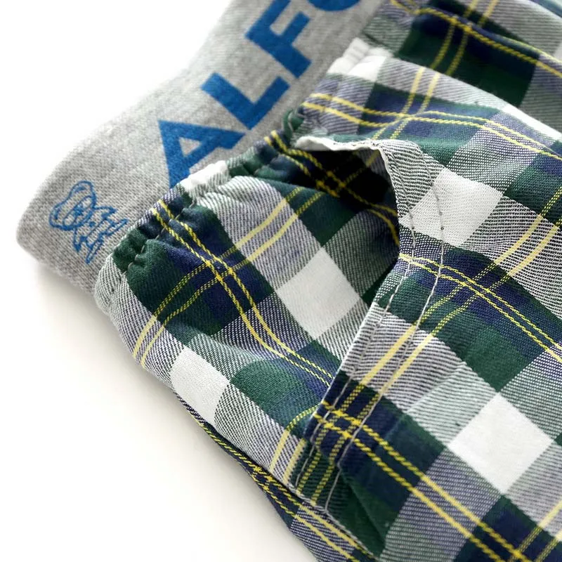 4065304621_1120678444