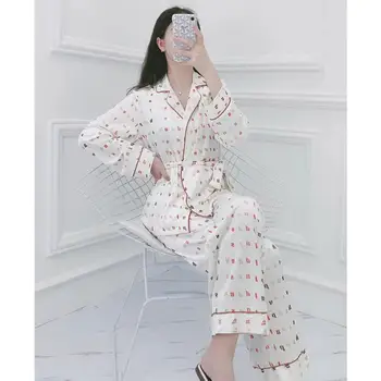 

Winter Warm elegant Soft Autumn new style pajamas women long-sleeved cardigan women's pajamas suit home service ночнушка женская