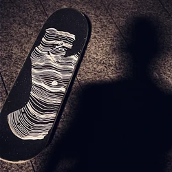 Air Hole Skateboard Sandpaper Sticker Personalized Waterproof Grunge Painted Foot Rullalautatarvikkeet Skateboard Sticker KC50PJ