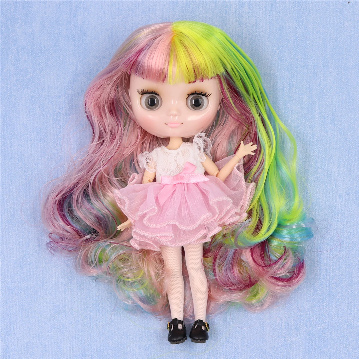 Middie Blythe Doll with Multi-Color Hair, Tilting-Head & Custom Jointed Body 6