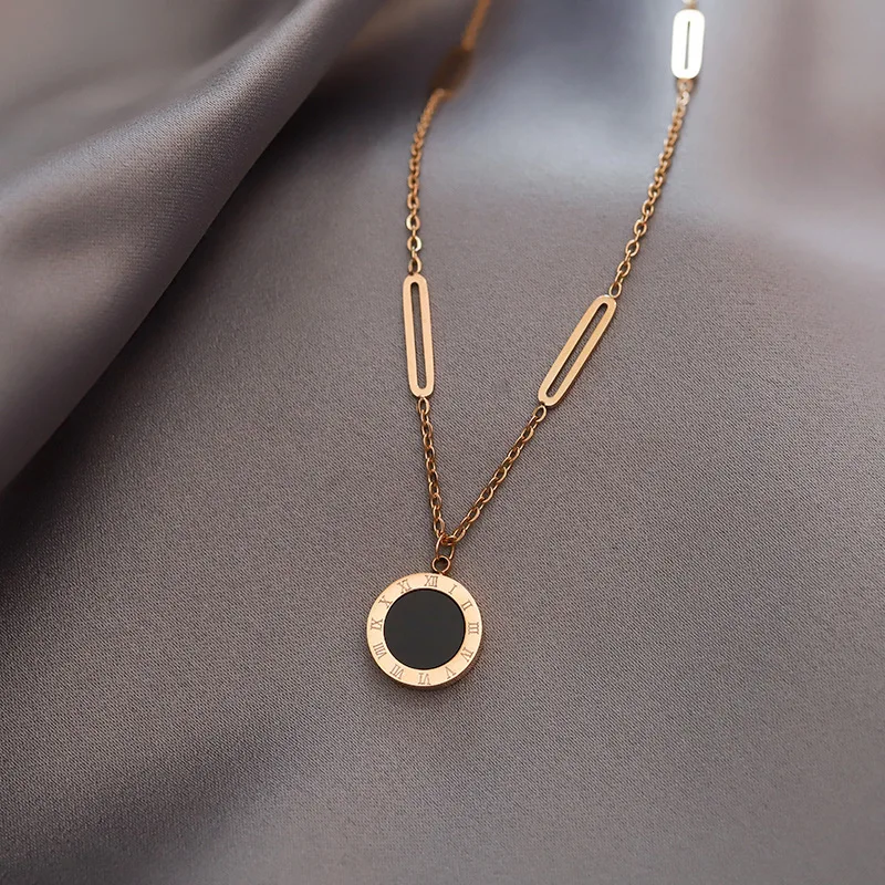 18113478311_625885689