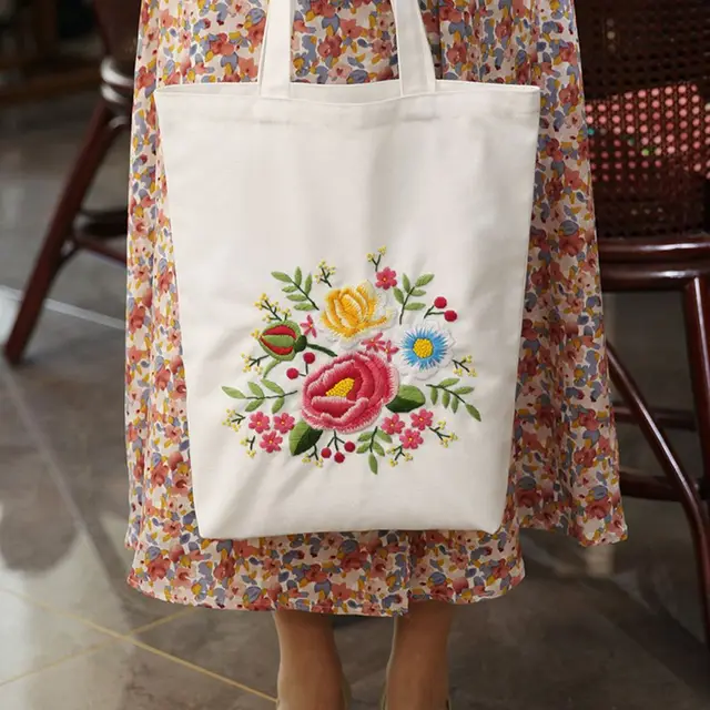 Kit Ricamo Per Principianti Con Borsa In Tela - Motivi Floreali, Telaio, Filo E Istruzioni - Ideale Regalo - Foto 6