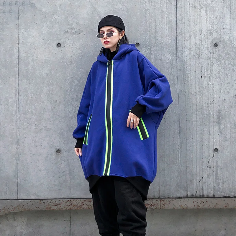 astounding  [EAM] Loose Fit Striped Split Big Size Oversized Jacket New Hooded Long Sleeve Women Coat Fashion T
