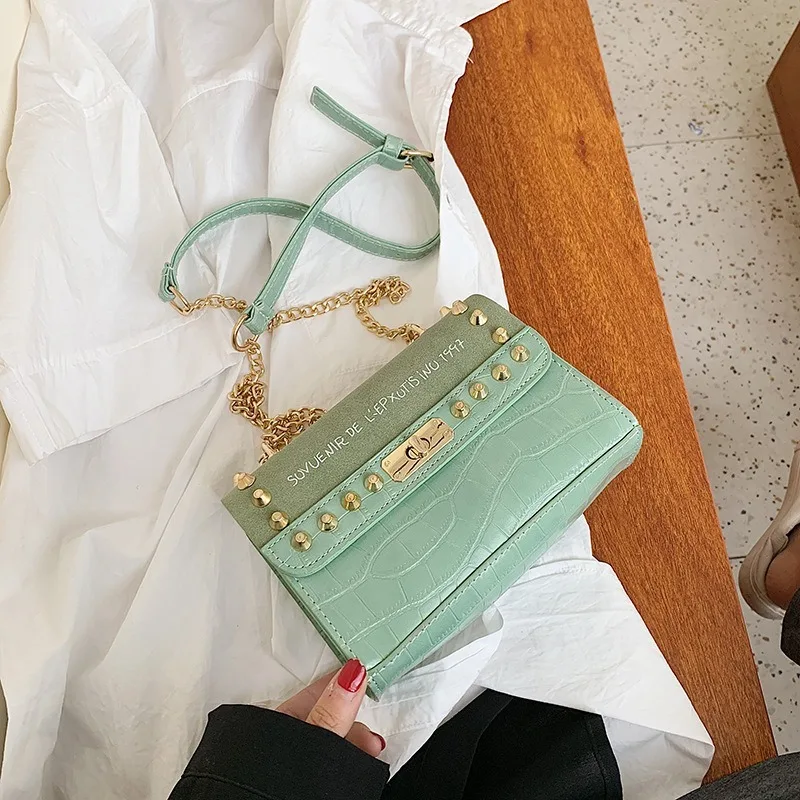 

IMIDO Rivet Small Bag Handbag 2019 New Korean Version of The Wild Chain Single Shoulder Diagonal Bag Handbag Small Square Wave
