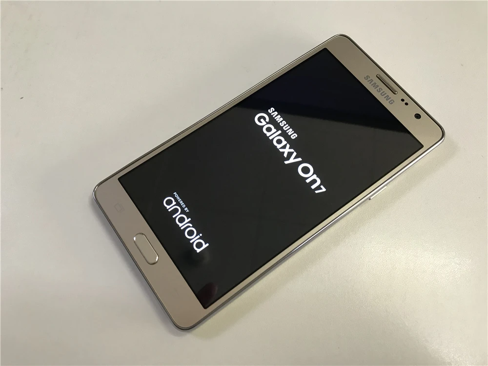 Оригинальный разблокированный Samsung Galaxy On7 G6000 четырёхъядерный экран 5 дюйма 1 ГБ