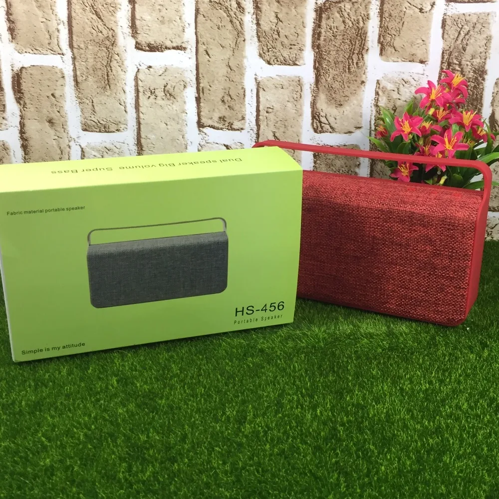 4262199045_1869917347