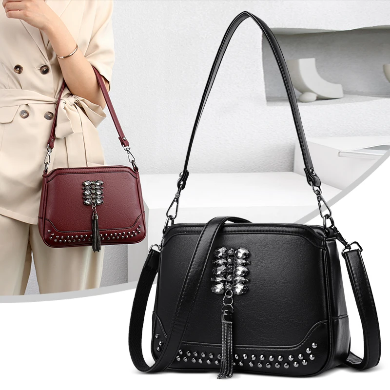 

Womens PU Leather Tote Handbags with Tassel Designer Rivet Shoulder Bags for Women Messenger Bags Pure Color Crossbody Bags 2020