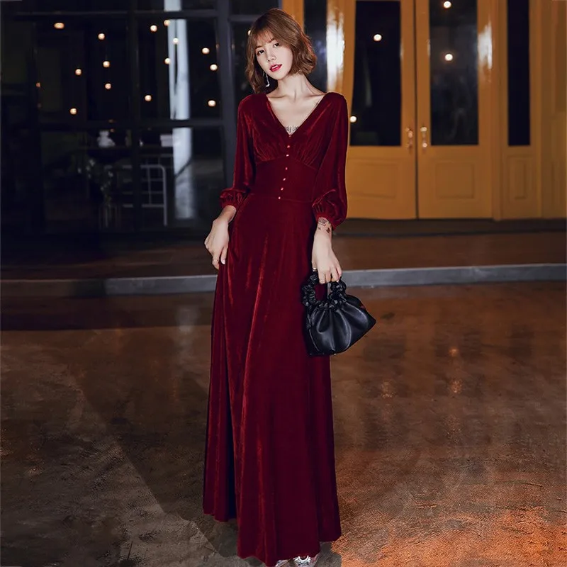 

DeRuiLaDy 2020 Winter Velvet V-neck Elegant Ladies Dress Long Straight Dresses For Women Wedding Wine Red Party Vestidos