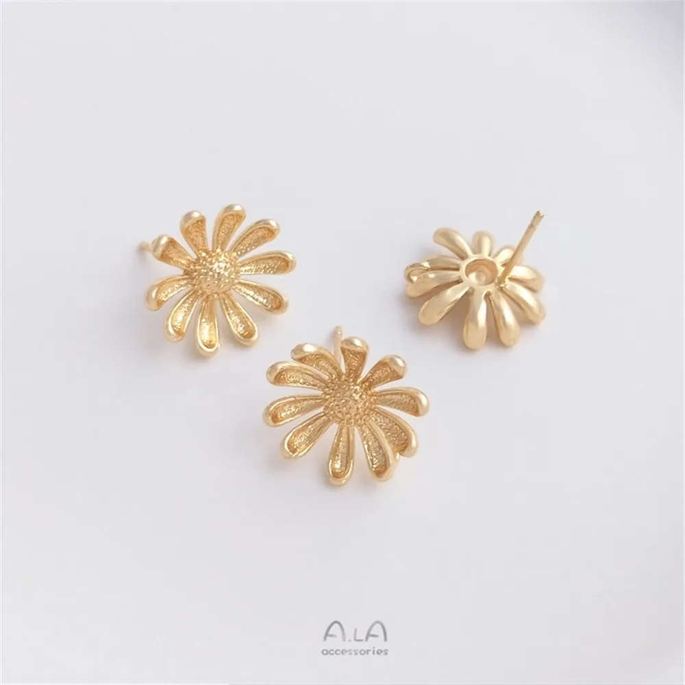 Рисунок 4 - Серьги-подвески с цветком вишни