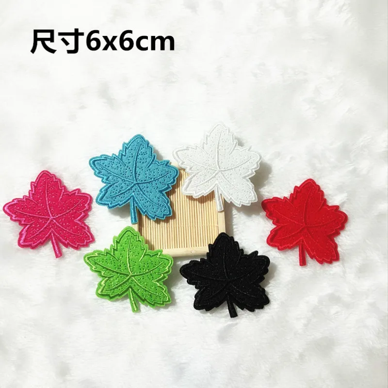 

50pcs/lot Maple Leaf Embroidery Patches Leaves Plant Sticker Clothing Accessories Decorations Kids Skirt Applique