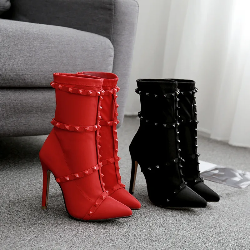 Mazefeng/Новинка; модные роскошные женские шелковые носки на высоком каблуке с заклепками; сапоги на шпильке; красные весенние женские туфли с заклепками