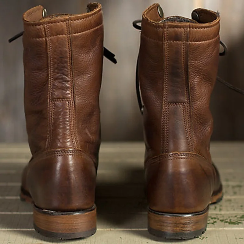 Мужские ботинки осень-зима Для мужчин мягкая кожа; ботинки с вытисненным узором; модная обувь до середины икры в стиле ретро Мужской панк-сапоги для езды на мотоцикле рок обувь