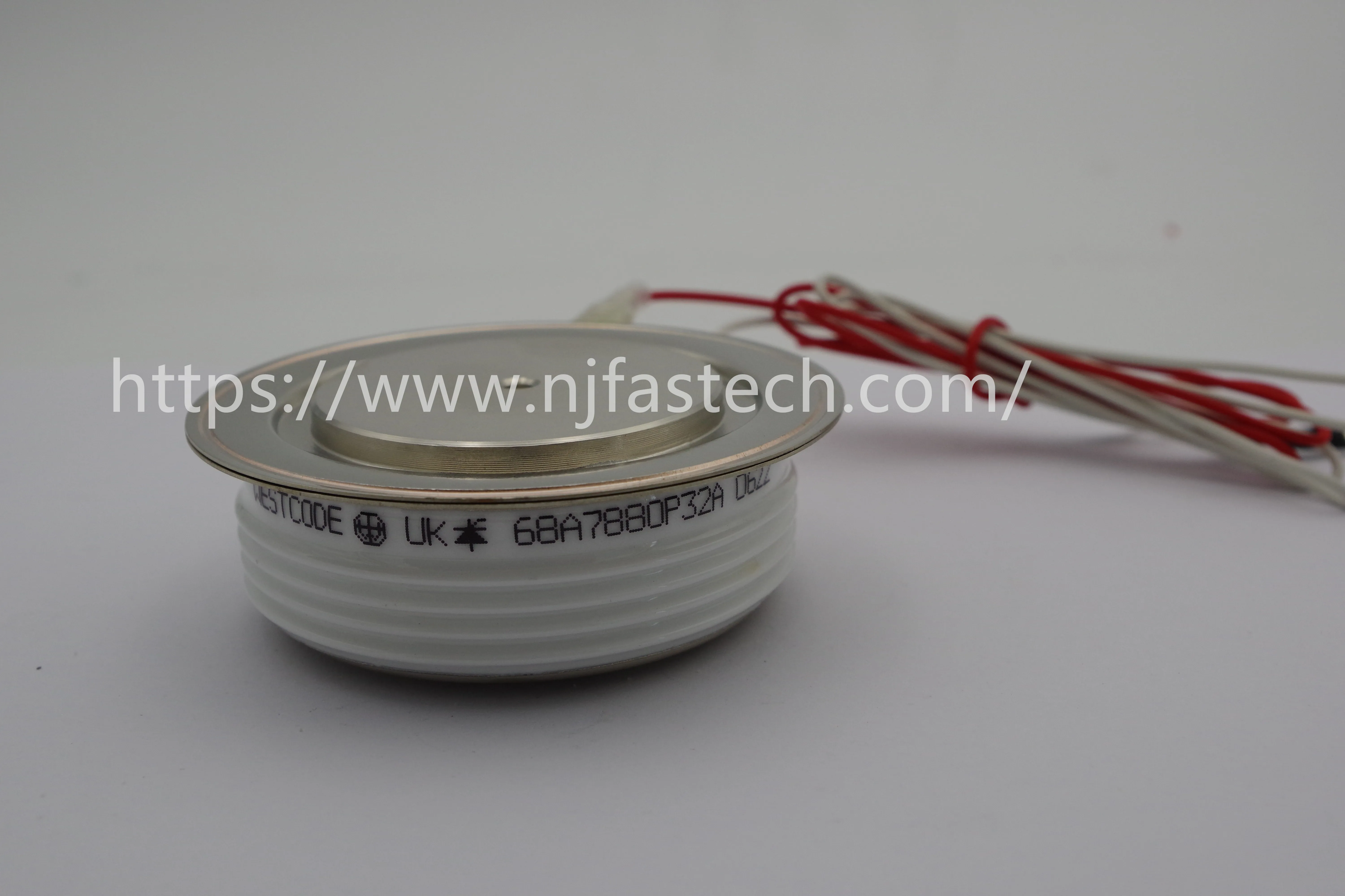 

2pcs Electronic Components 68A7880P32A Westcode Power SCR for controlled rectifier