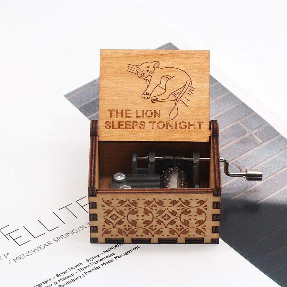 

Queen Game of Thrones Game Music Box Star Wars Antique Carving Wooden Hand Melody Theme Birthday Gift Christmas Gift