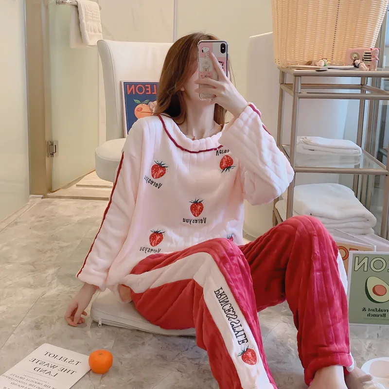 

Pajamas Women's Autumn & Winter Thick Coral Velvet Cute Strawberry Two-Piece Set Students Flannel-Outer Wear Tracksuit