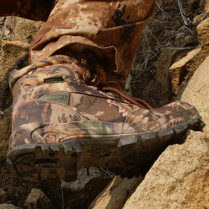 Сапоги зимняя туфли кроссовки берцы для мужчин красовки осенние зимние военные тактические армейские ботинки мужская обувь водонепроницаемая кожаная мужская обувь уличные армейские ботинки мужские ботильоны зима