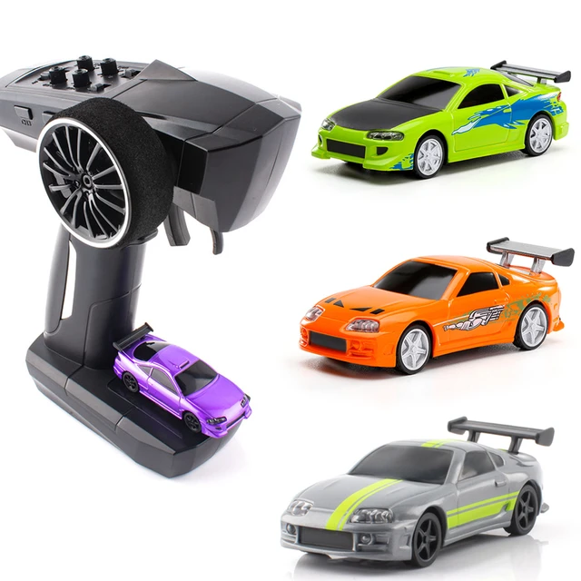 Turbo Racing 1:76 Scale Drift RC Car with Gyro Mini Full Proportional RTR  2.4GHZ Remote Control with 2 Replaceable Body Shell (C64-Green) 