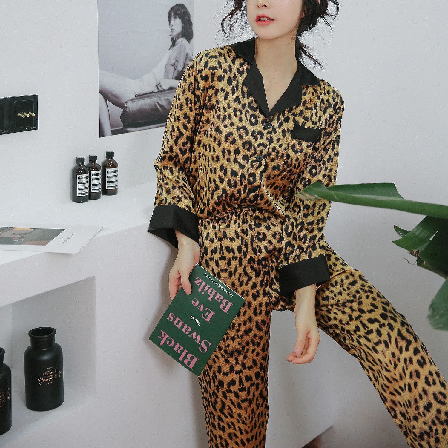 Womens Two Piece Long Pajamas Set Loungewear Sleepwear Shirt Top and Leopard Print Long Pants