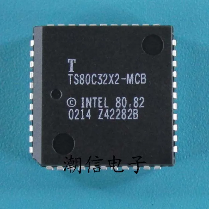 

Микроконтроллер TS80C32X2 - MCB 8 бит