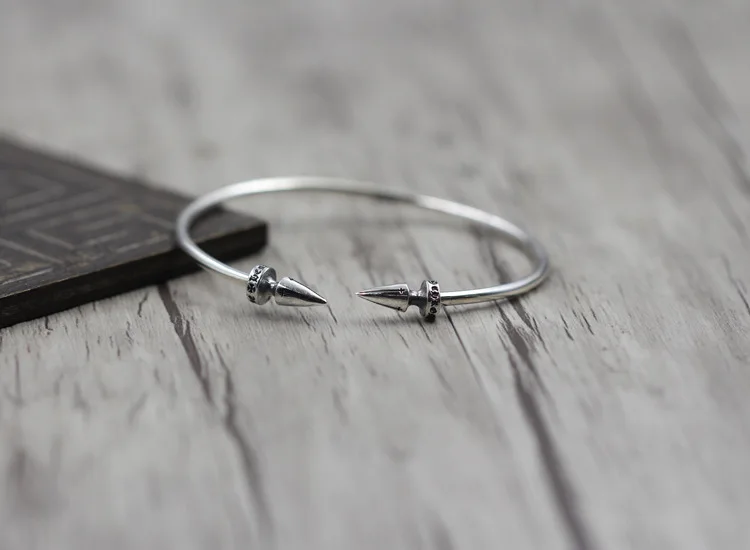 

Retro Cool Rivet Adjustable Bracelet Fine Silver 925 Make Punk Style Men's Couples Bracelet Thai Silver Accessories Make