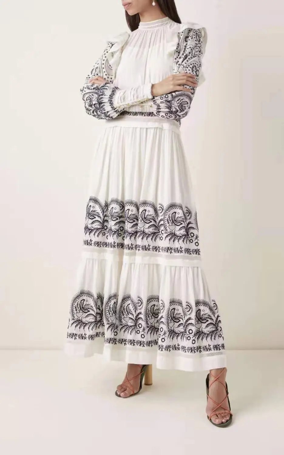 Whtie Zwarte Jurk Hoge Kwaliteit Elegante Lange Lantaarn Mouwen Celebrity Fashion Evneing Party Jurk Vintage Lange Jurk Whtie Zwarte Jurk Hoge Kwaliteit Elegante Lange Lantaarn Mouwen Celebrity Fashion Evneing Party Jurk Vintage Lange Jurk