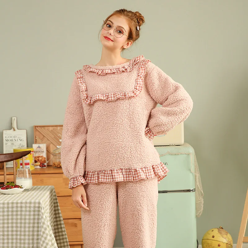 

Autumn Winter 2019 Women Velvet Silk Fleece Gown Female Cute Thick Velvet Long-sleeved Trousers Women Pajamas Set Silk 9014