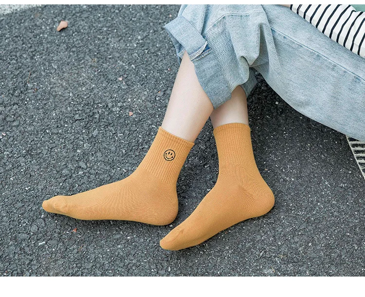 cartoon socks smiley face funny harajuku women kawaii cute happy streetwear cotton woman sock kobieta skarpety femme chaussettes