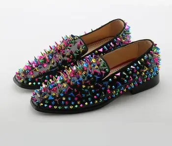 

18 New Spike&Rivets Fashion Mens Shoes Luxury Colorful Studs Low Heels Design Shoes Black PU Loafers Man Flats Zapatillas Hombre