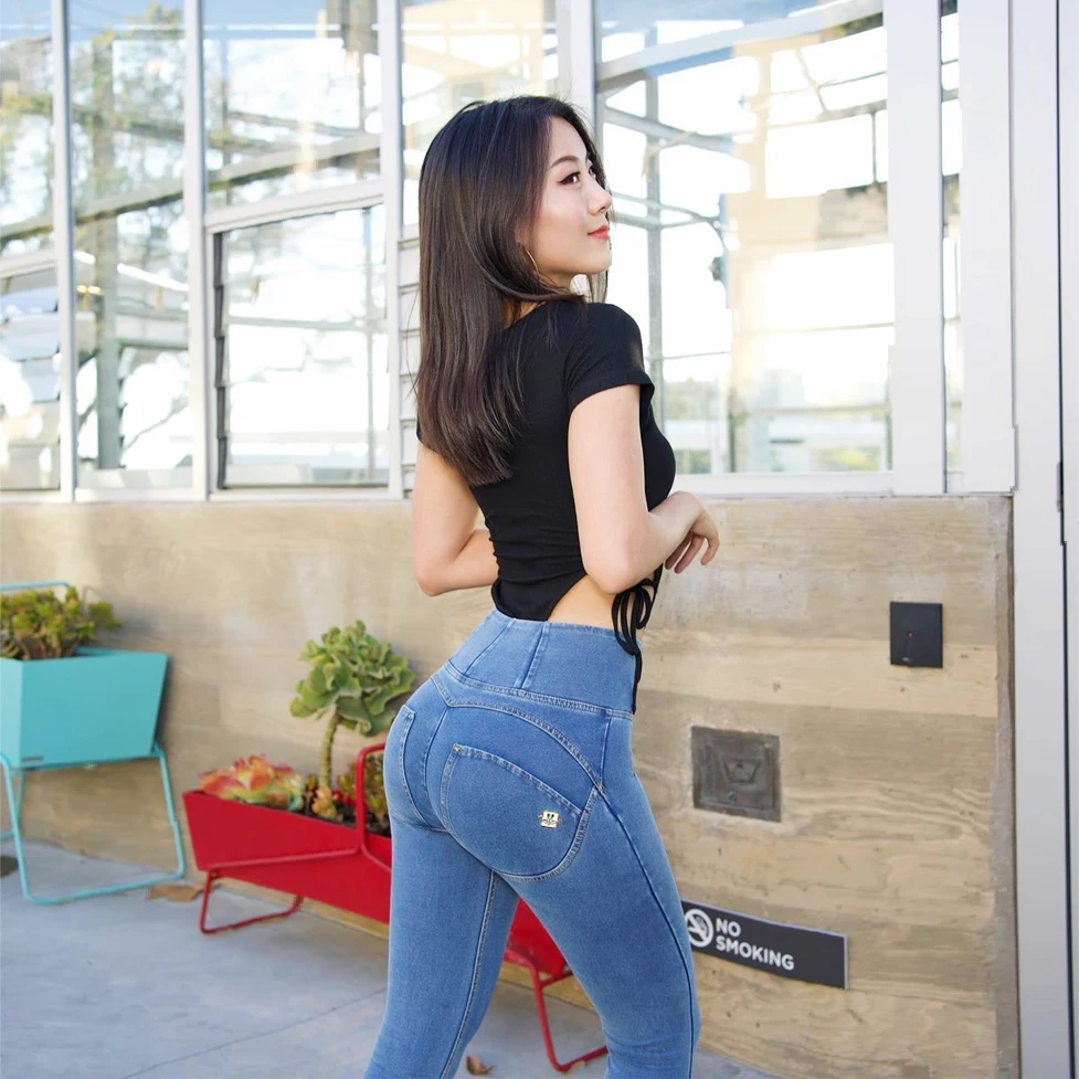 Asian Jeans Ass
