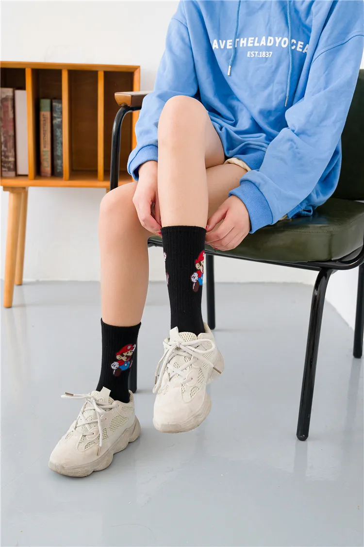 [HEPOSCKONE] Креативные милые женские носки в Корейском стиле, повседневные милые носки с героями мультфильмов «Дораэмон Пикачу», «Супер Мэри», осенне-зимние носки