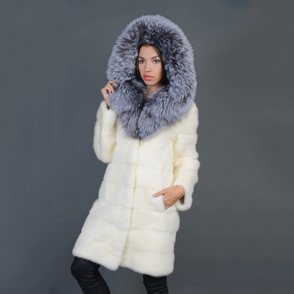 Женское длинное пальто TOPFUR белое с капюшоном из натурального меха норки зима