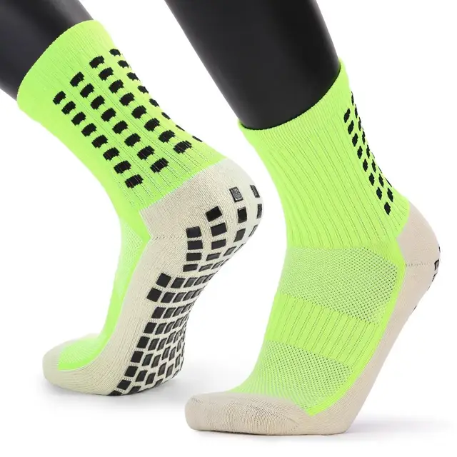 New Men's Sports Socks Thick Towel Bottom Men's Mid-tube Dispensing Non-slip Football Socks Basketball Socks Sports Stockings Fluorescent green