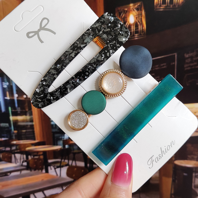 Starfish Hair Clip For Women 2022 Korean Acrylic Hairpins Geometric Crystal Hair Barrettes Girl Hair Accessories Hairgrip