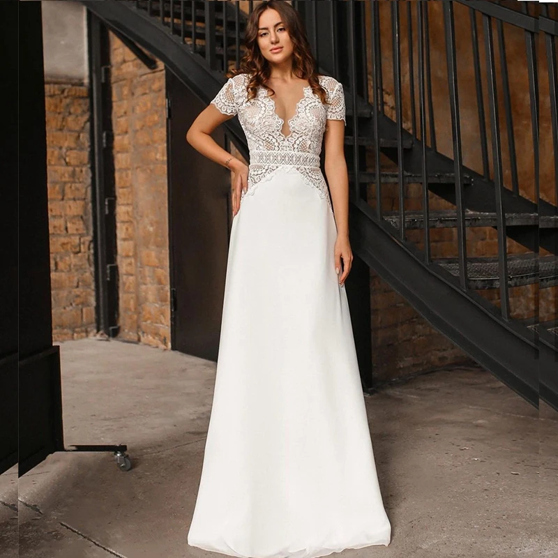 Vintage Short Sleeve Wedding Dresses 2021 Sheer Vneck Lace Straight